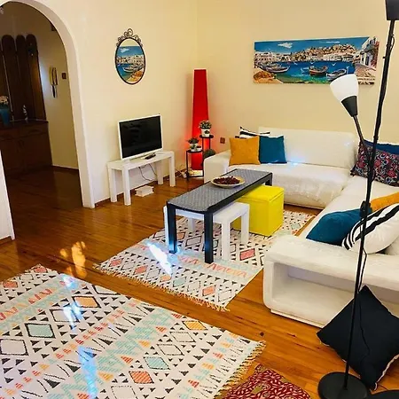 Second Best Home In Lara Center Apartment